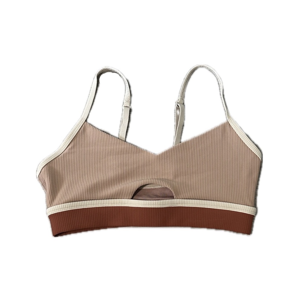 LORNA JANE keyhole sports bra